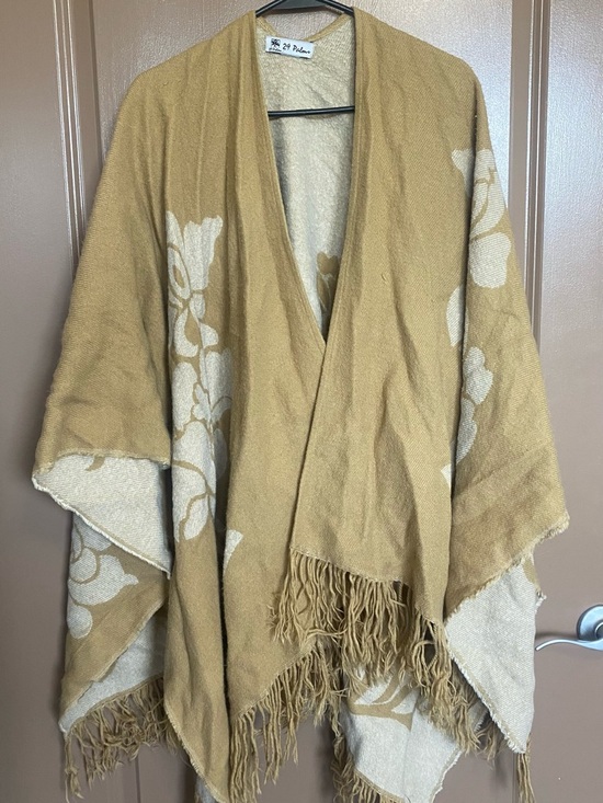 29 Palms Sweaters - 29 Palms Tan Floral Fringe Wrap Poncho (Reversible)